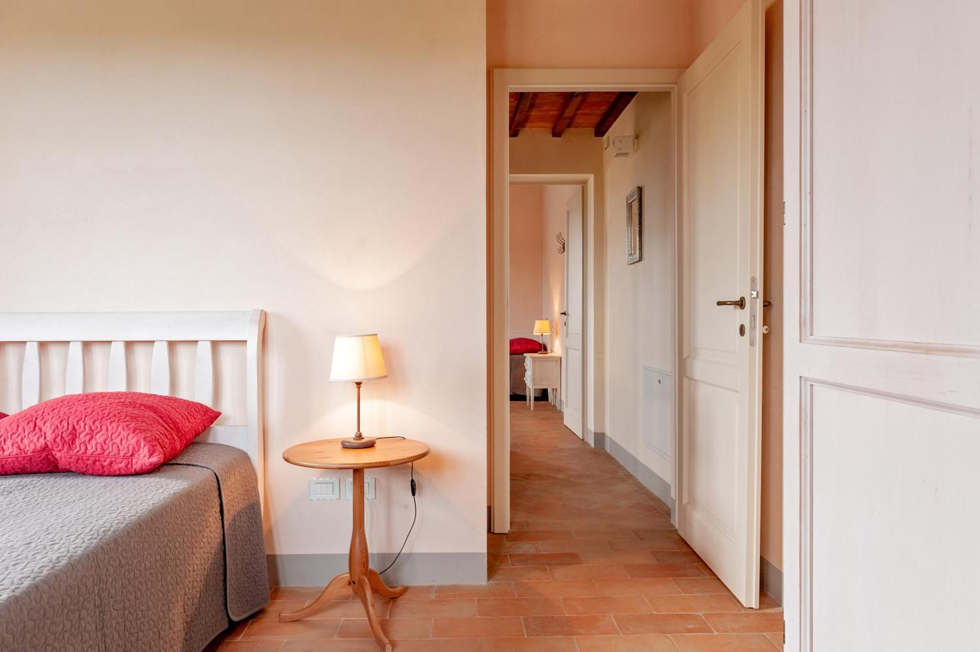 Il Borgo Delle Ville Palaia Exterior foto
