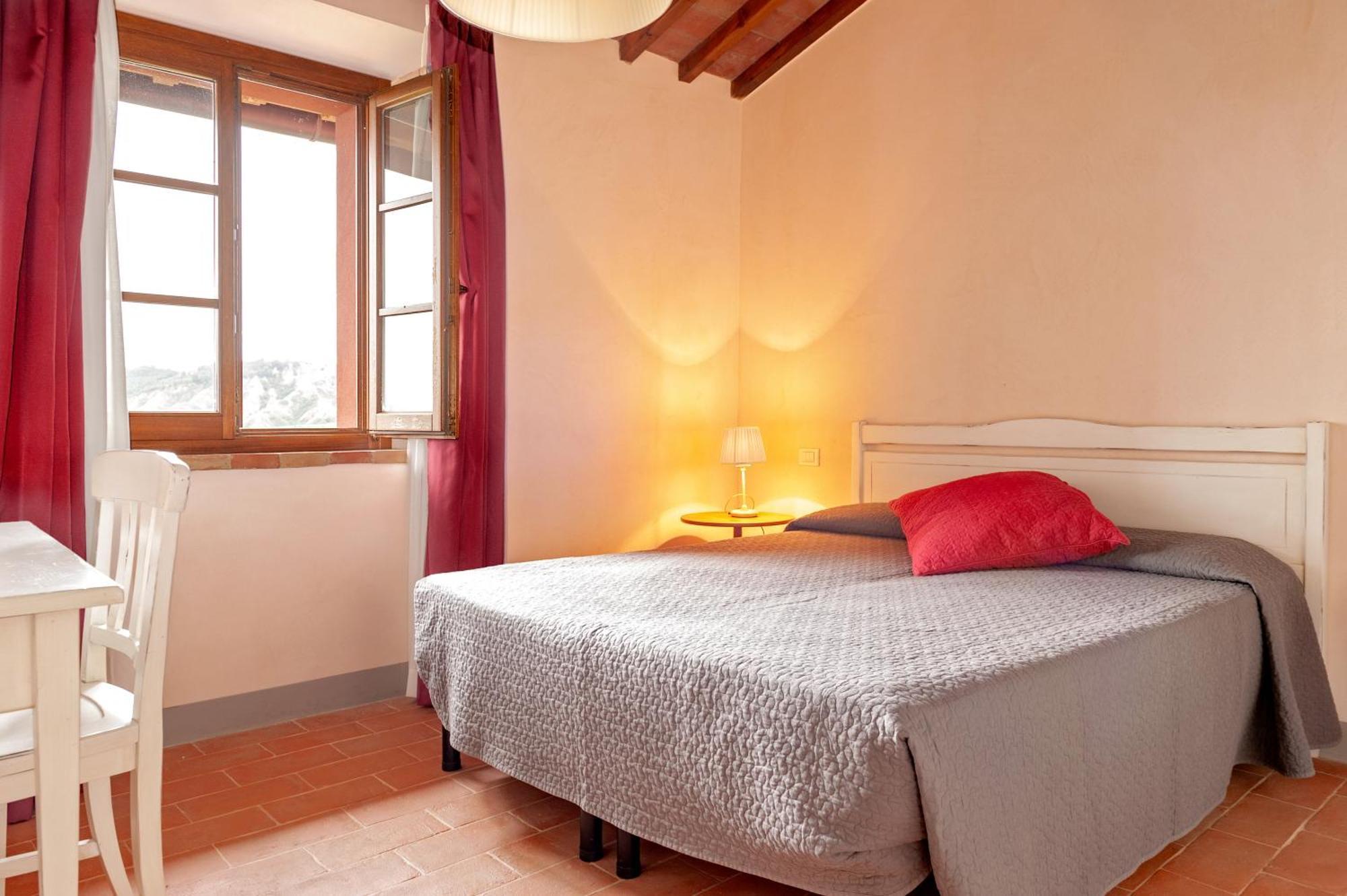 Il Borgo Delle Ville Palaia Exterior foto